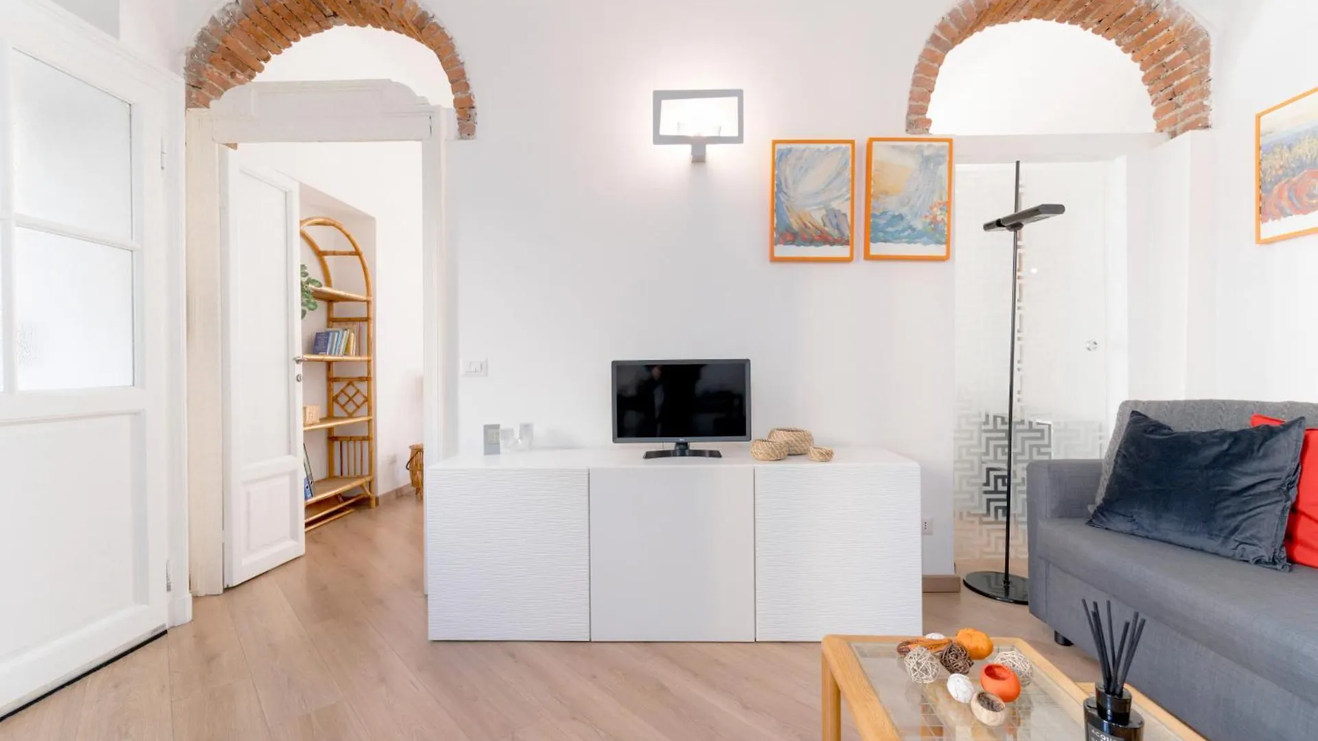 Luxury Apartment In Isola - De Castillia 20 Milan 0*,