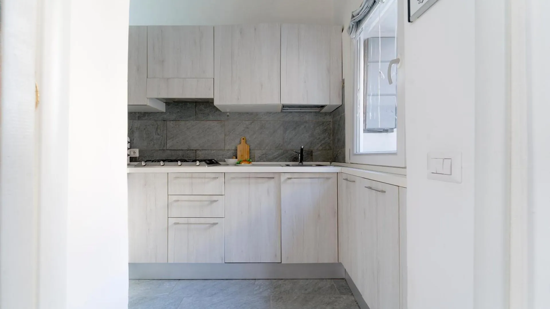 Luxury Apartment In Isola - De Castillia 20 Milan