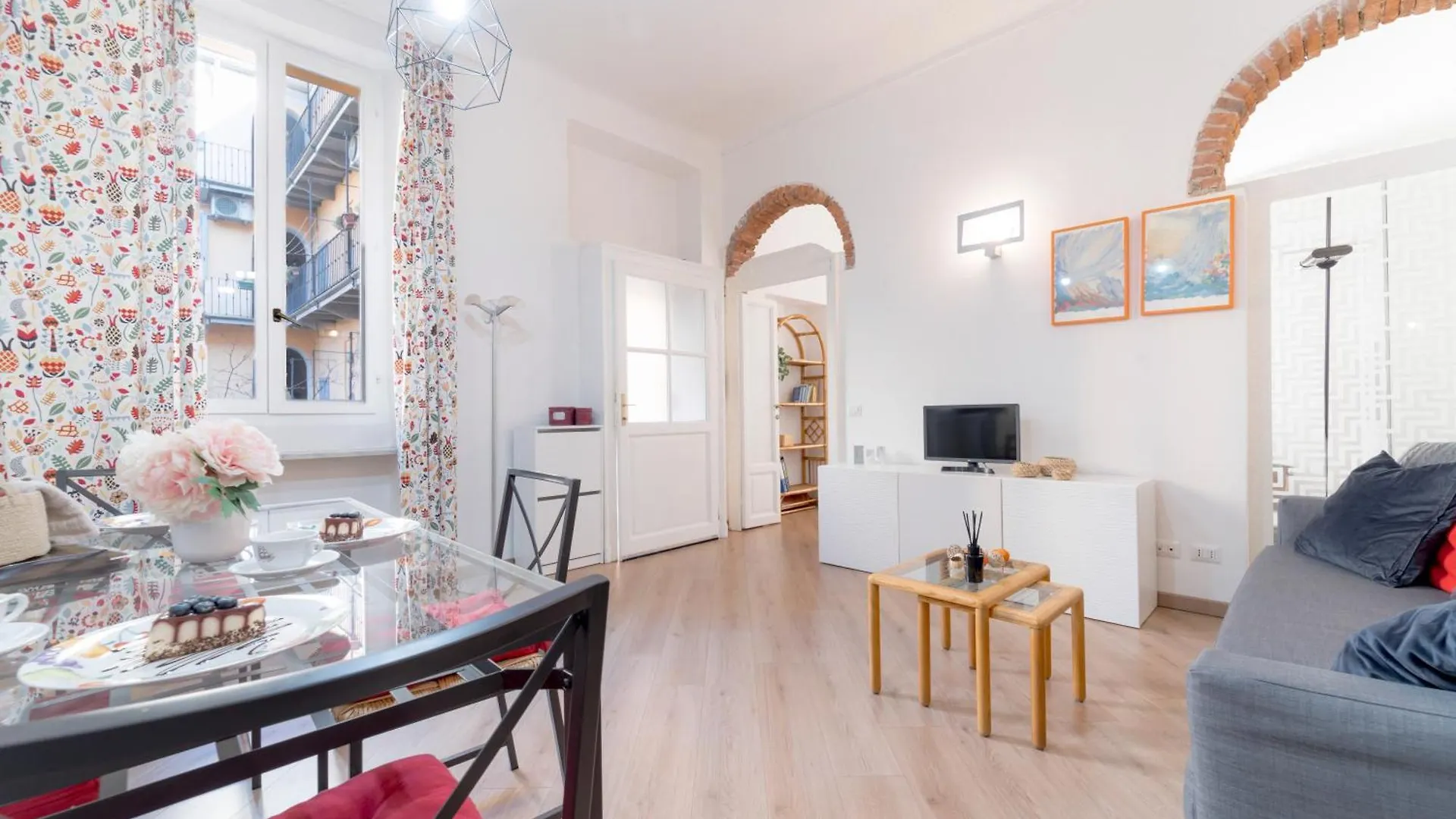 Luxury Apartment In Isola - De Castillia 20 Milan